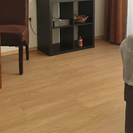 студио тони в модерна сграда с фитнес в централна Apartman *