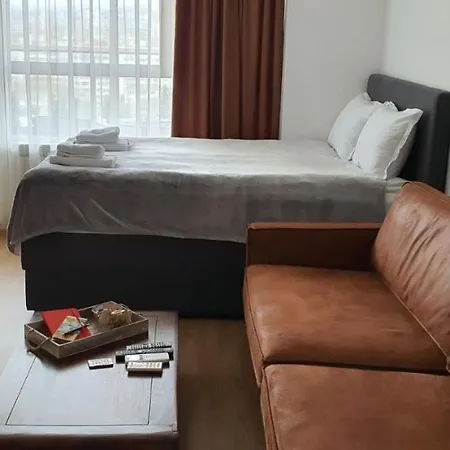 студио тони в модерна сграда с фитнес в централна Apartment