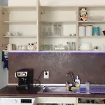 студио тони в модерна сграда с фитнес в централна アパート